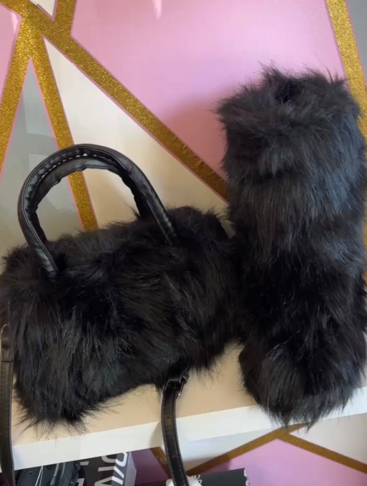 FAUX FUR BOOTS ONLY (4COLORS)
