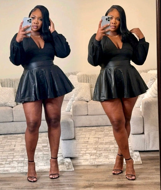 BLK FLARE LEATHER SKIRT